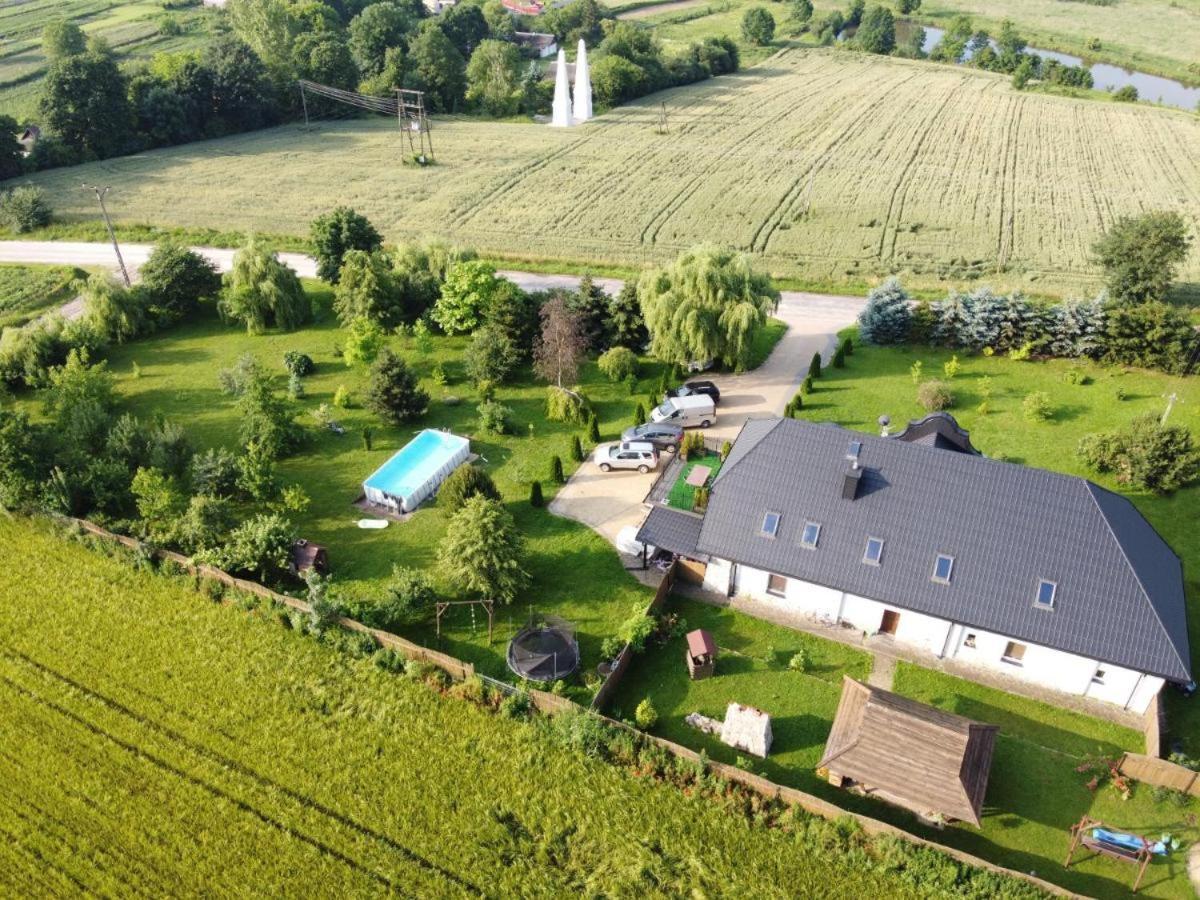 Spichlerz Villa Rachanie Buitenkant foto